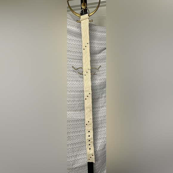 Women’s Ivory Bohemian Belt - Picture 4 of 4